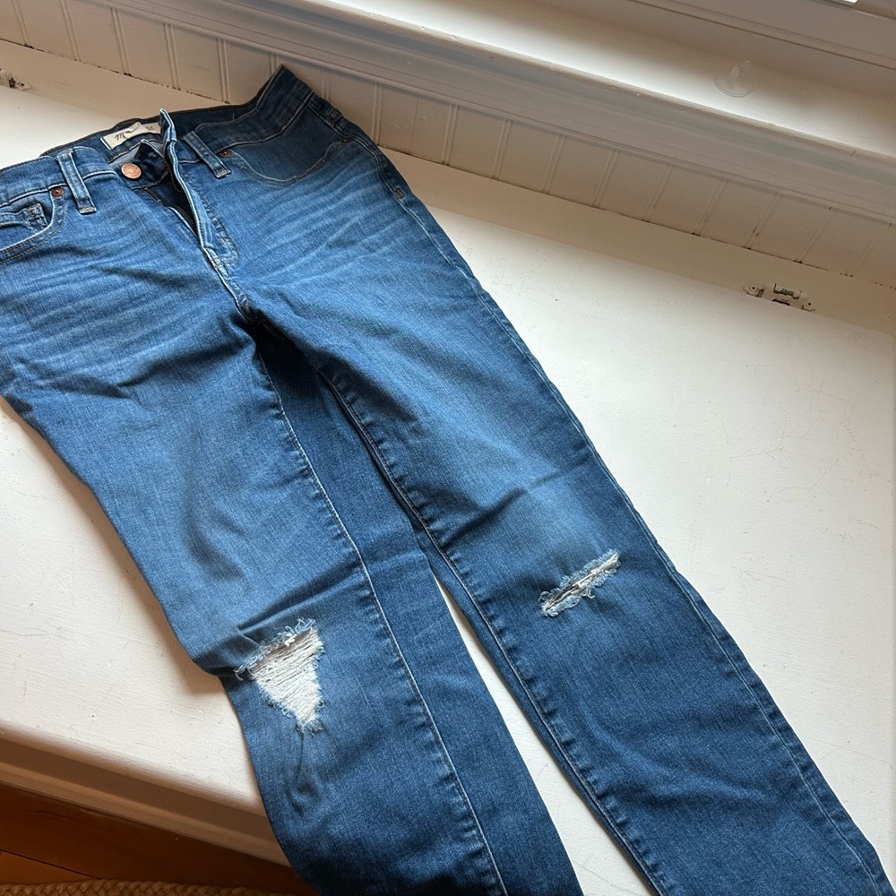 Blue Distressed Jeans